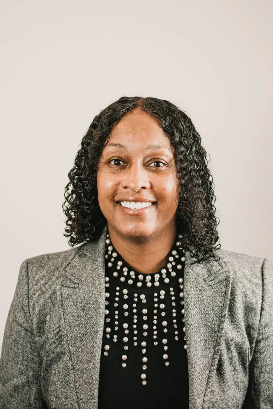 Naomi Reyes, Senior Agent · Wrenfield